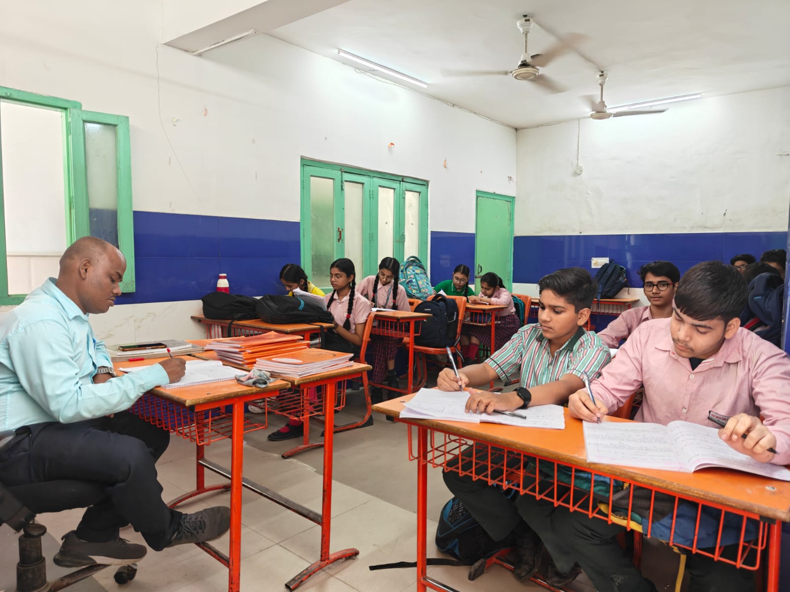Shalimar Public School Elementary Classroom Learning