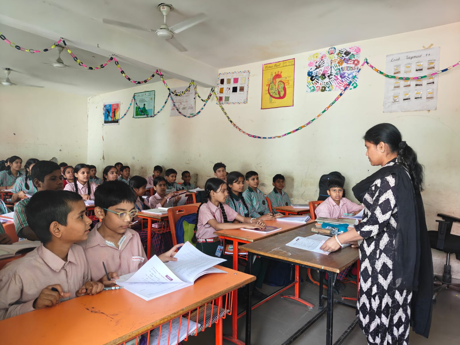 Shalimar Public School Elementary Classroom Learning